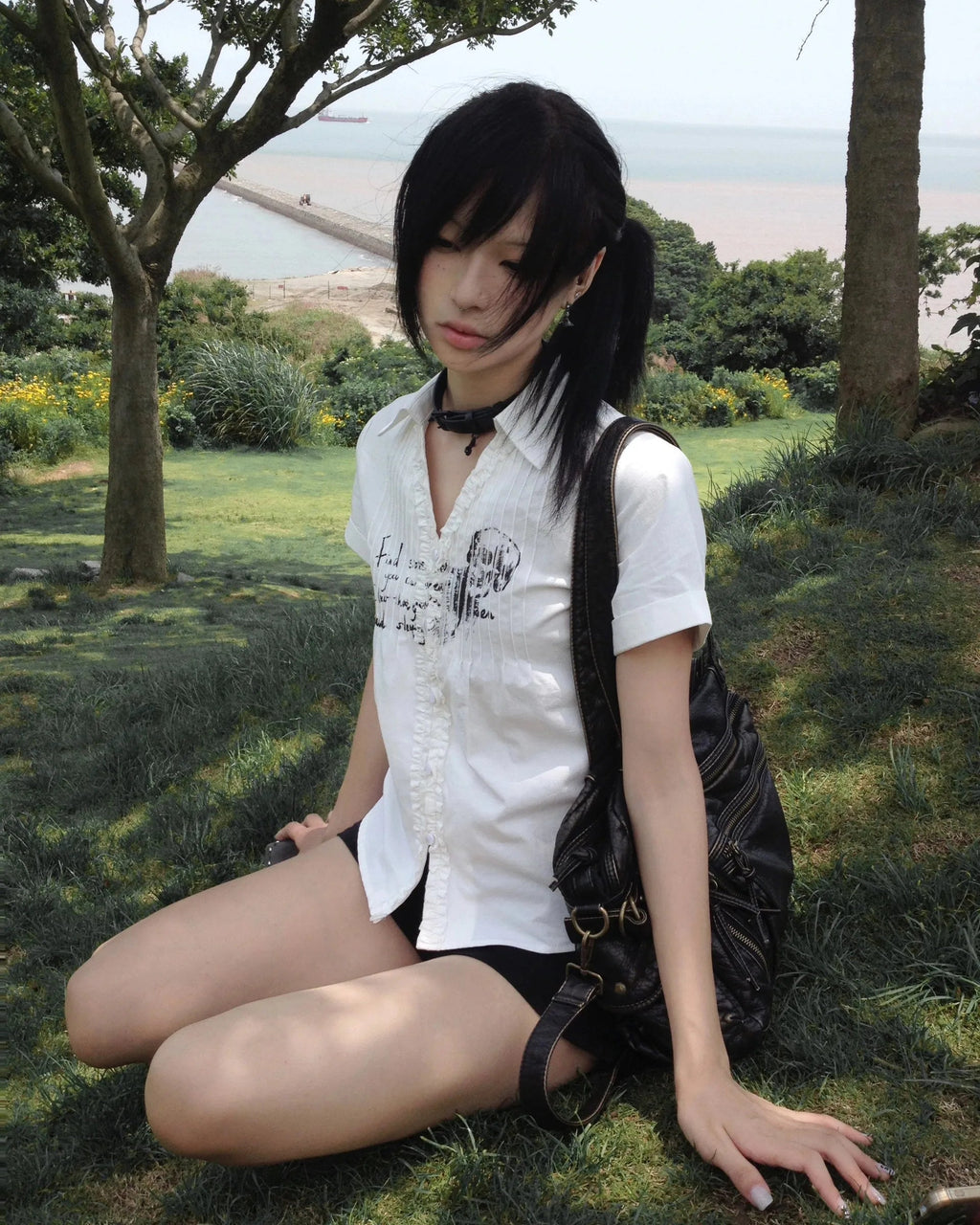 Y2K Skull Print V-Neck Shirt