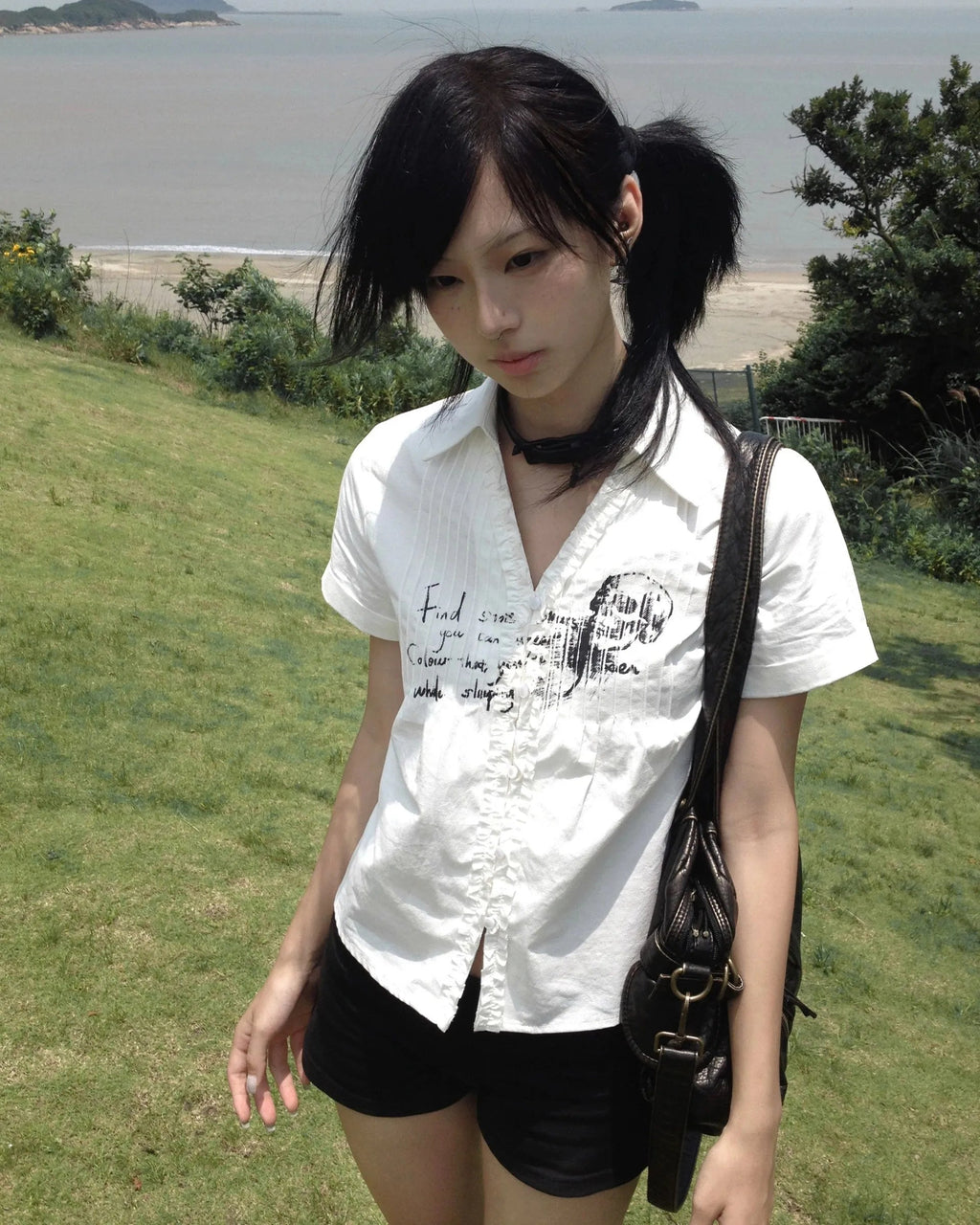 Y2K Skull Print V-Neck Shirt